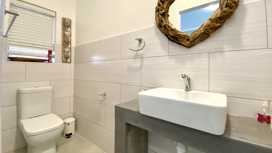 4 Bedroom Property for Sale in Dwarskersbos Western Cape